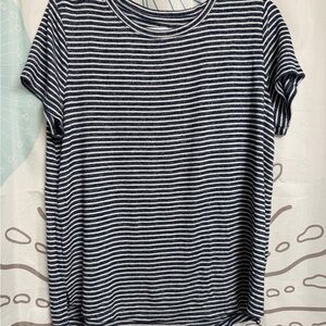 Croft & Barrow Short Sleeve Tee in Navy and White Stripes